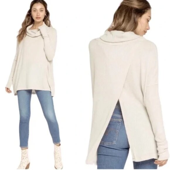 NWT Free People Juicy Long Sleeve Mock Neck Top in Stone Cold - Picture 2 of 10